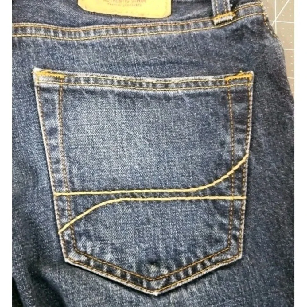 The Hollister Jeans 28 X 30 button fly slim straight Denim Mens Dark Wash